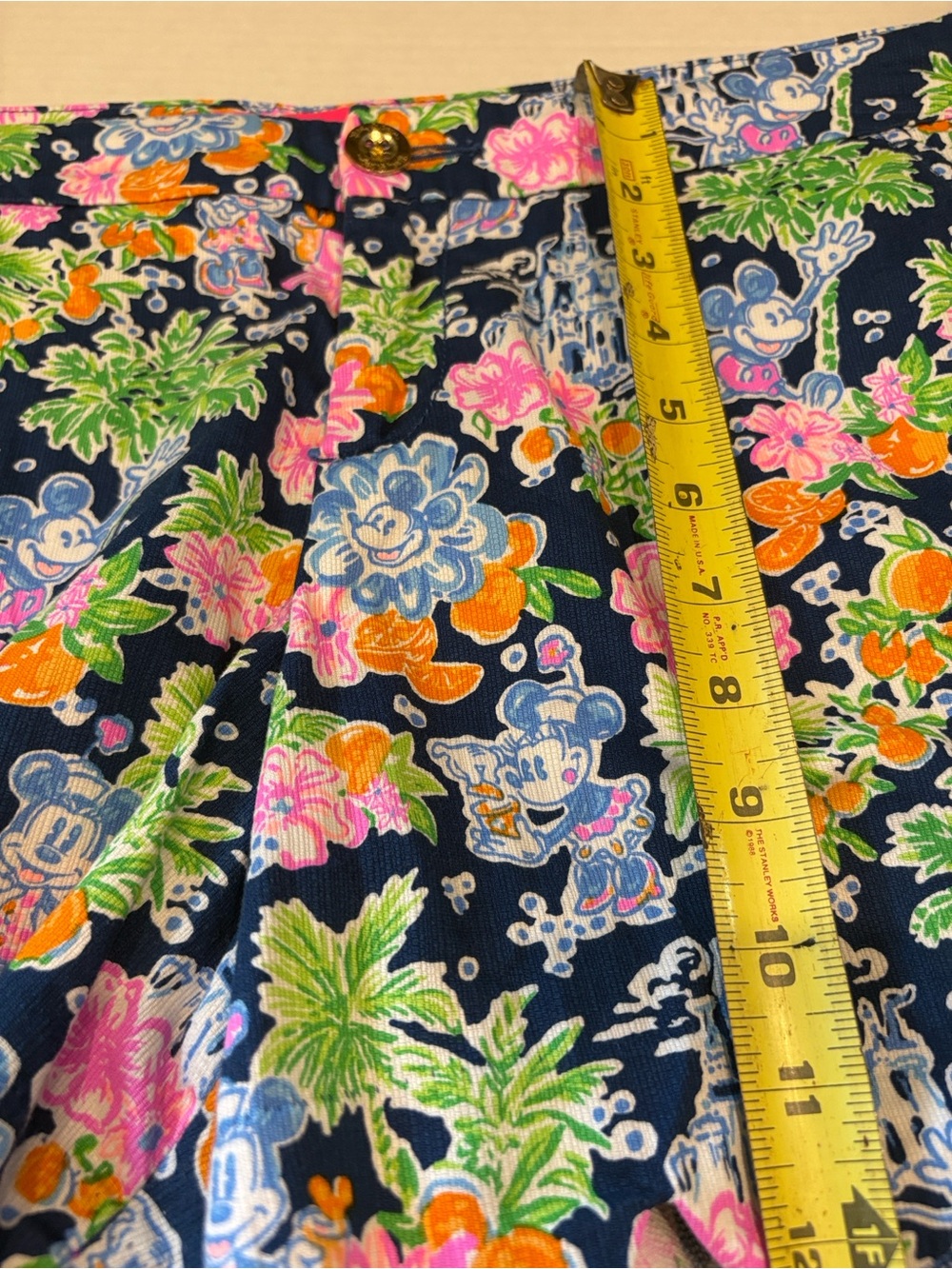 Lily Pulitzer x Disney Buttercup Scallop Hem Shorts - Picture 5 of 5